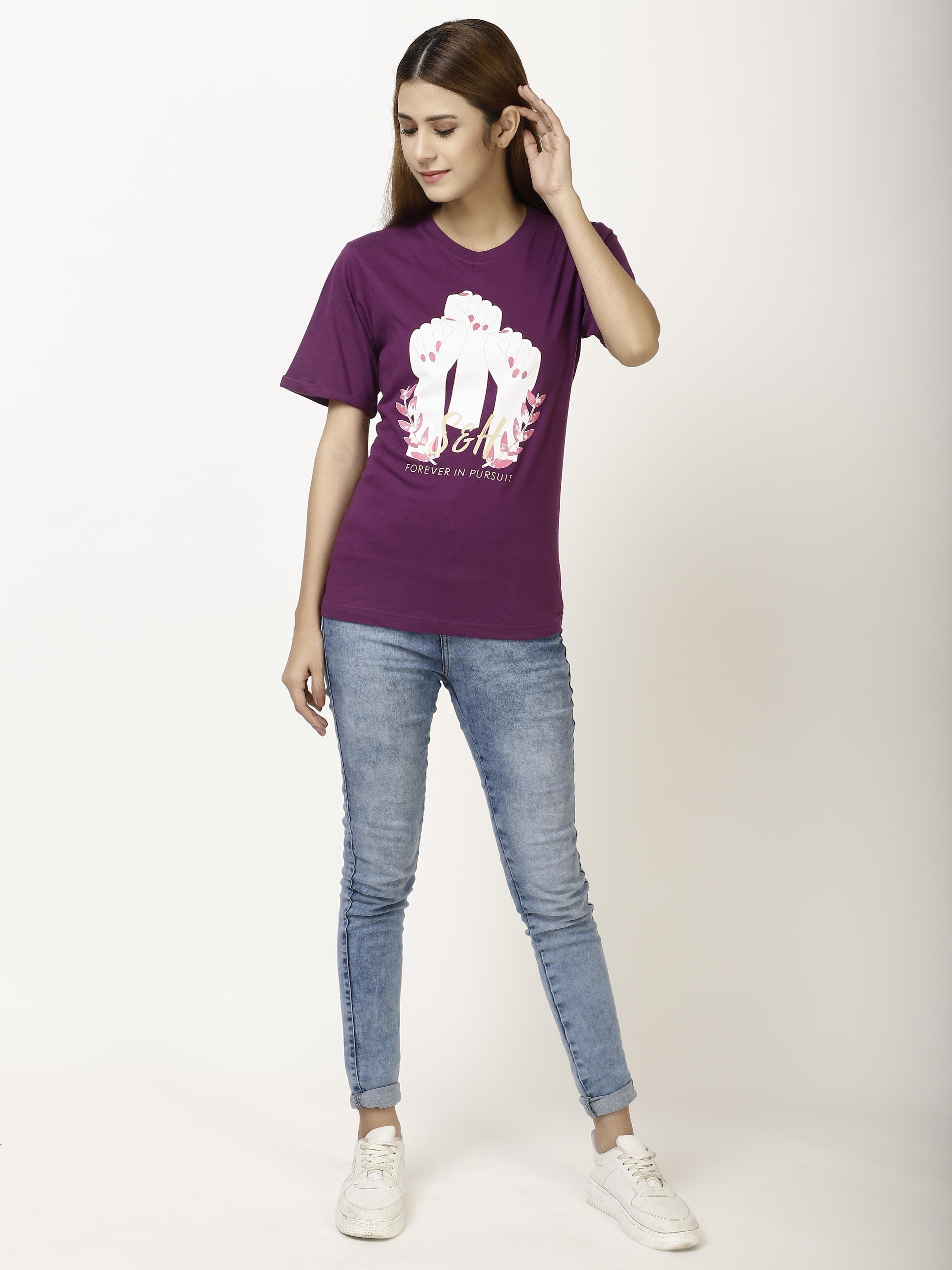 Round neck T-Shirt & Shirts