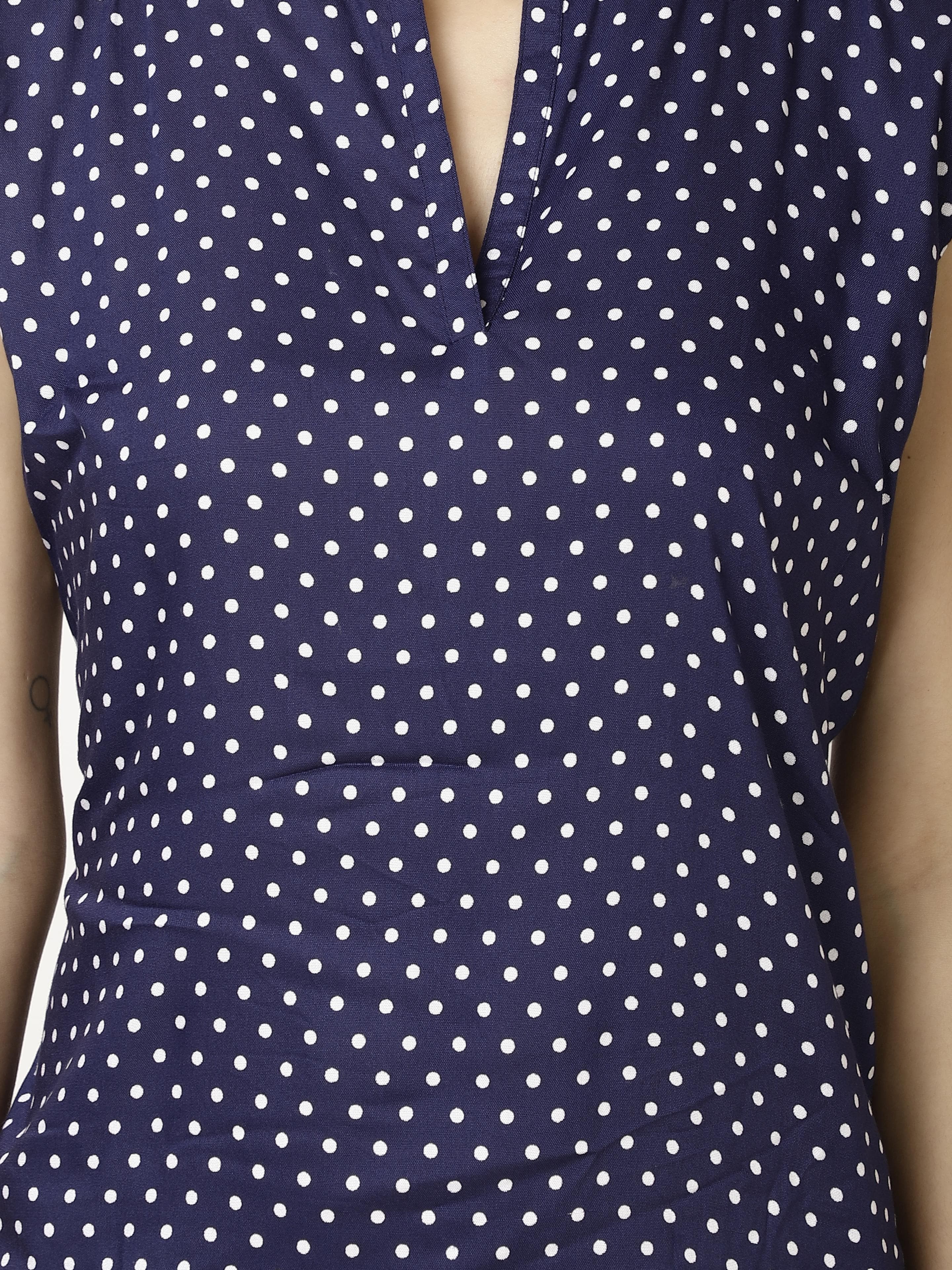 Sleeve less Womens Tops