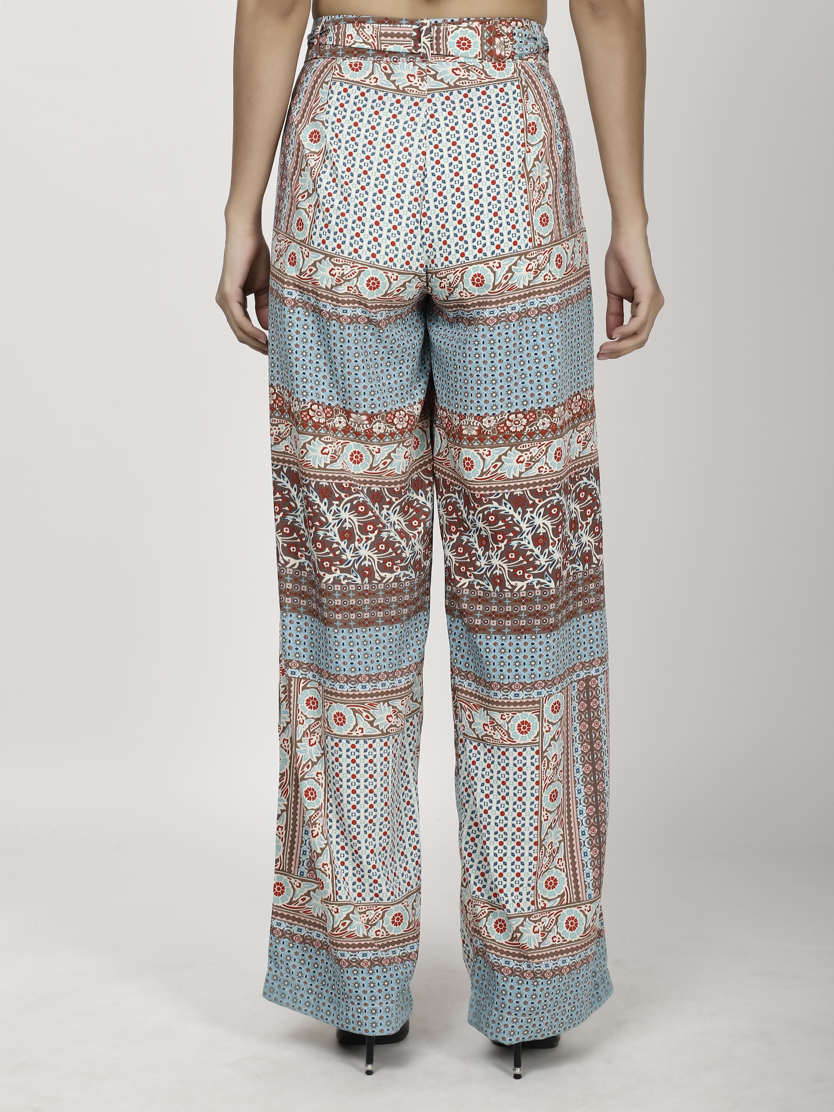 Womens relaxed Trousers & Capris