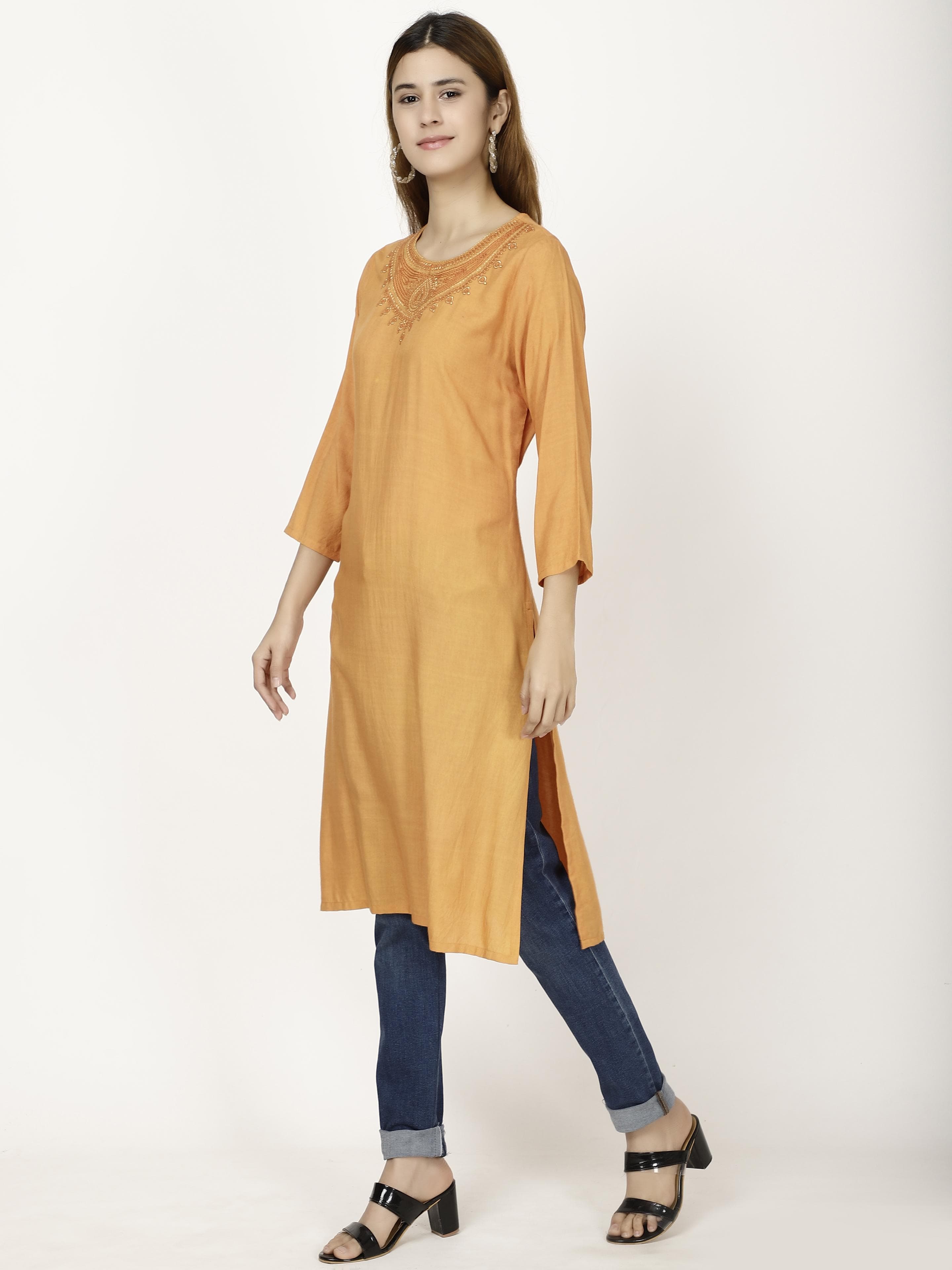 Embroidered Straight fit kurta